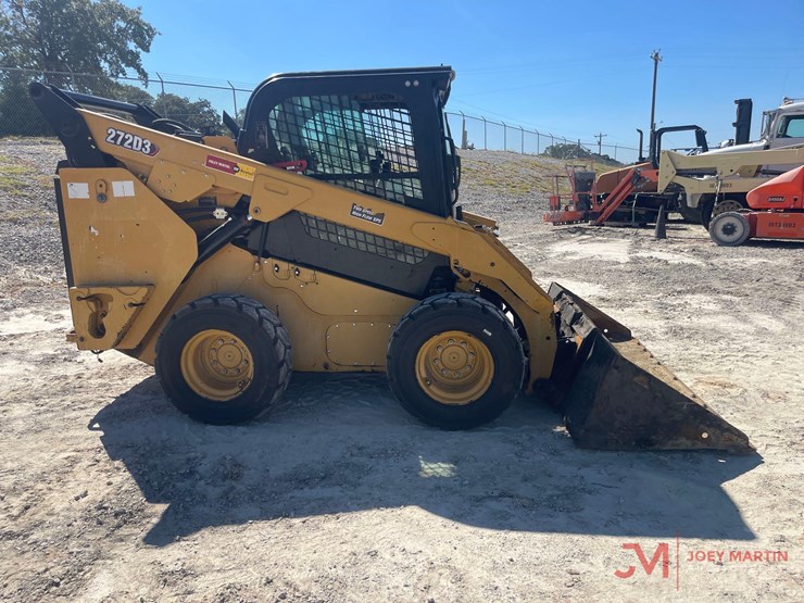 2019-caterpillar-272d3-image-2