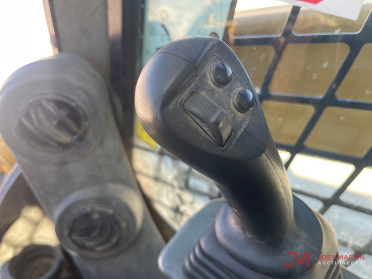 2019-caterpillar-272d3-image-23