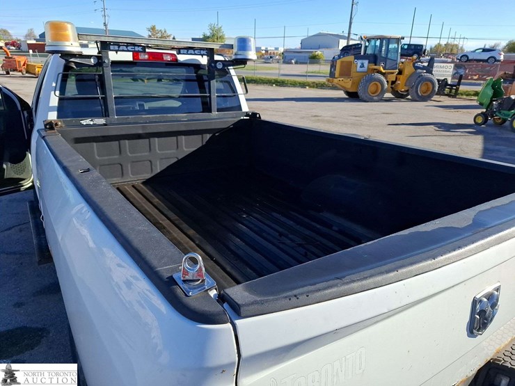 2012-dodge-2500-image-14