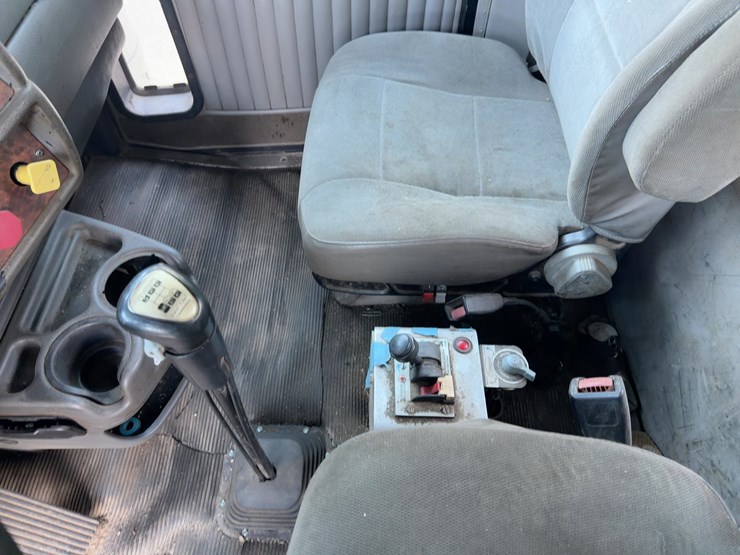2006-kenworth-w900-image-30