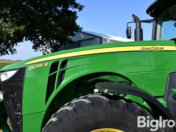 2015-john-deere-r-image-14