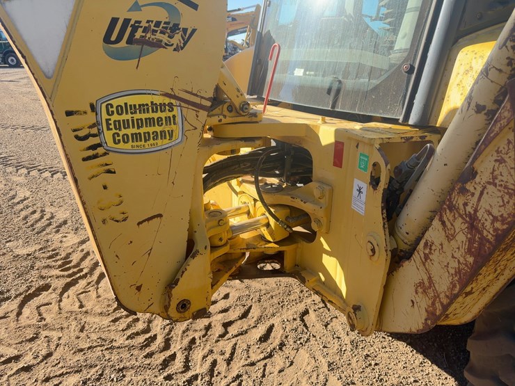 2005-komatsu-wb150aws-2-image-22