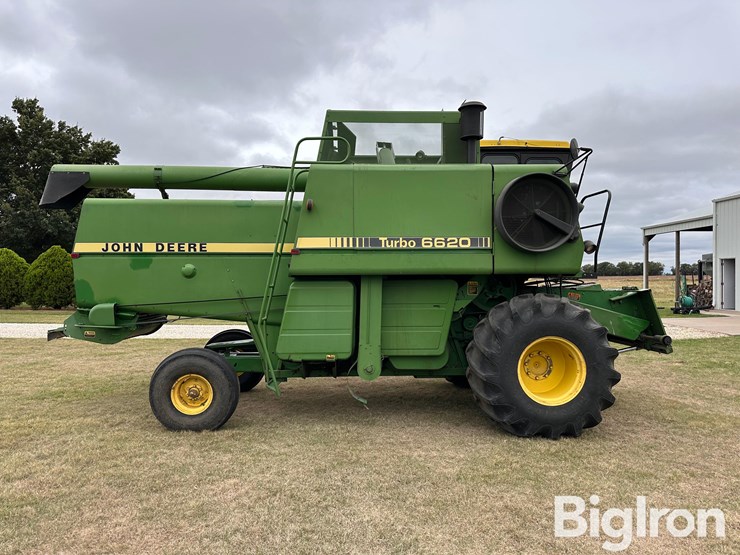 1982-john-deere-6620-image-4