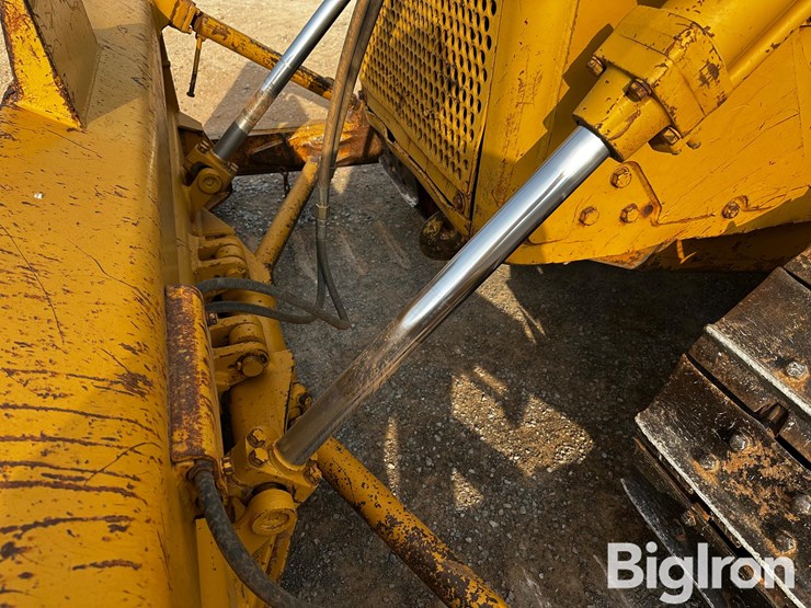 caterpillar-d6c-image-14