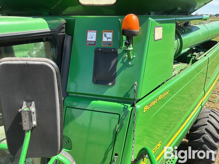 2011-john-deere-9770-sts-image-14