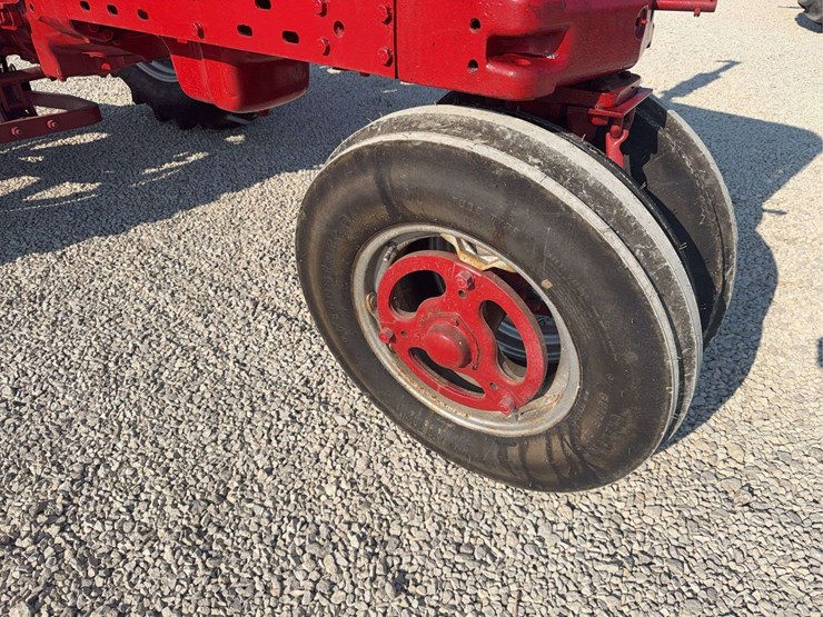 farmall-300-image-20