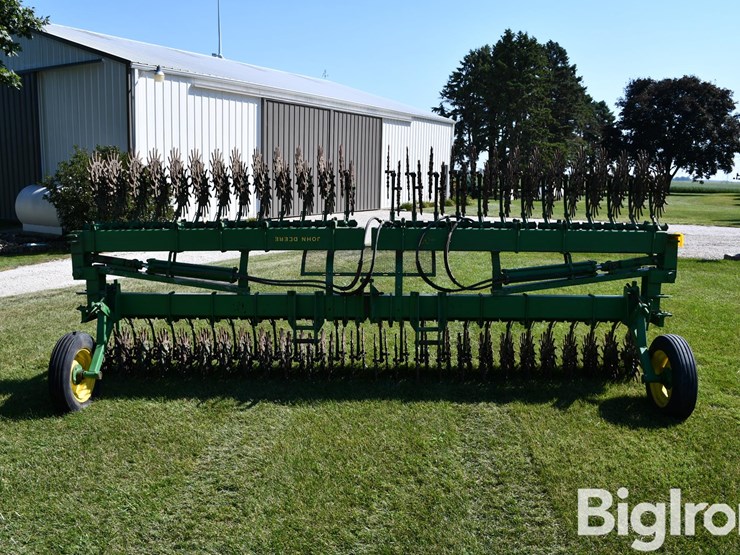 john-deere-400-image-2