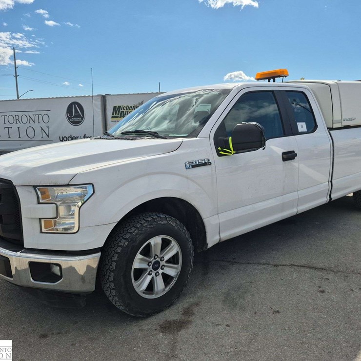 2016 FORD 8 FT
