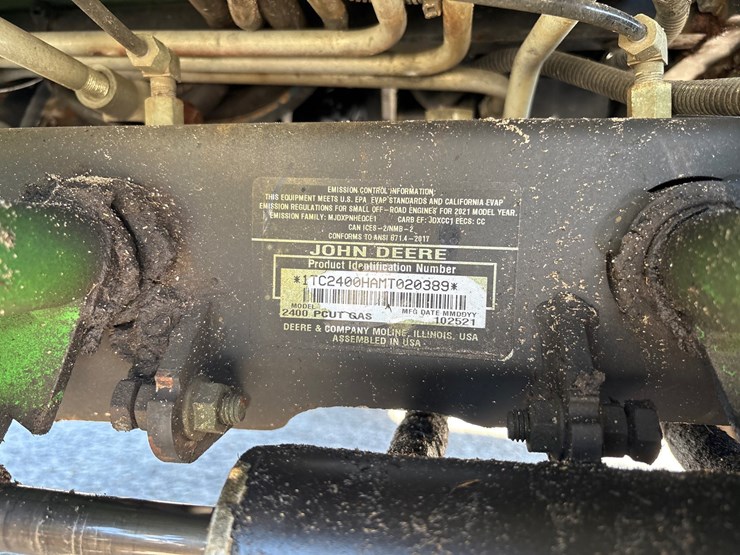 2021-john-deere-2400-image-15