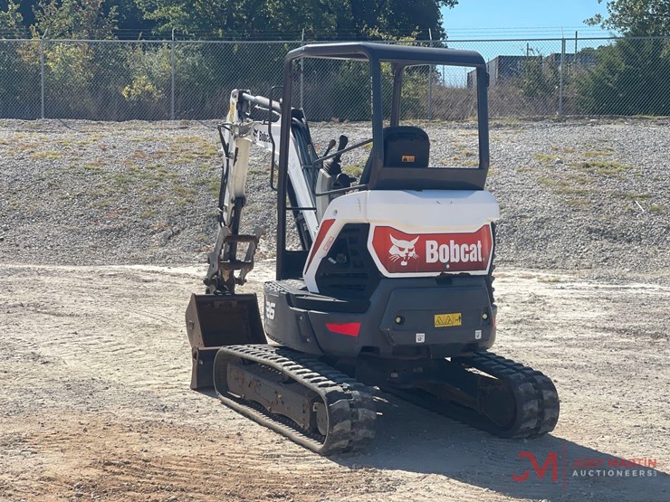 2021-bobcat-e26-image-1