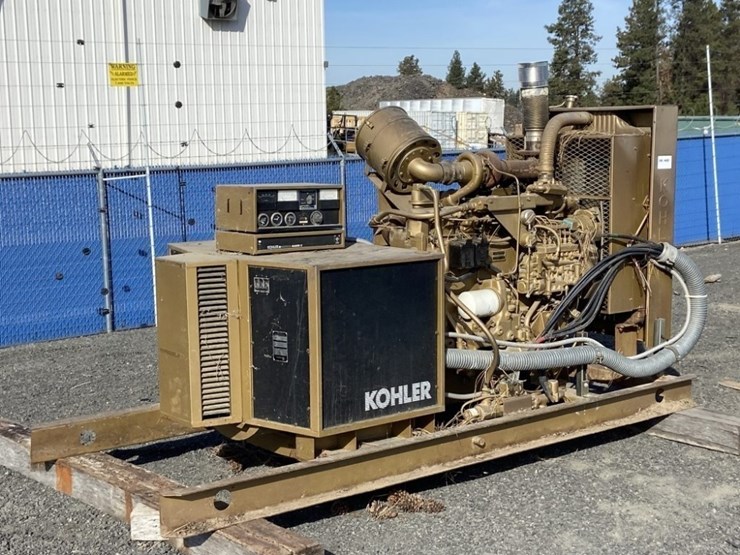 john-deere-175-image-1