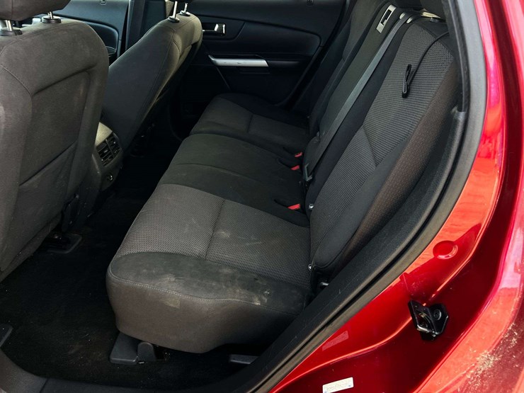 ford-edge-sel-image-22