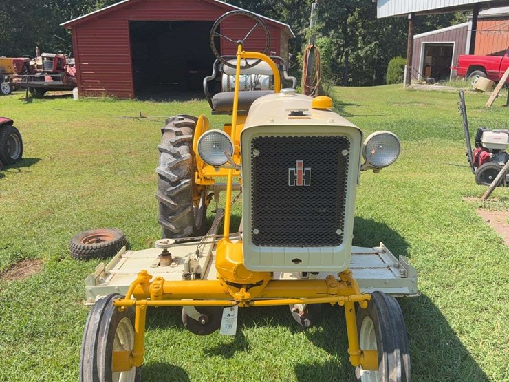 1964-international-cub-image-3