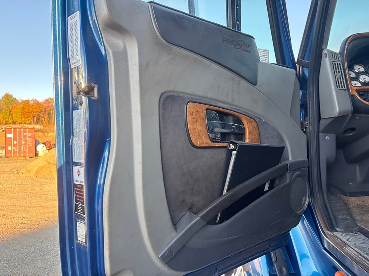 2009-international-prostar-image-70