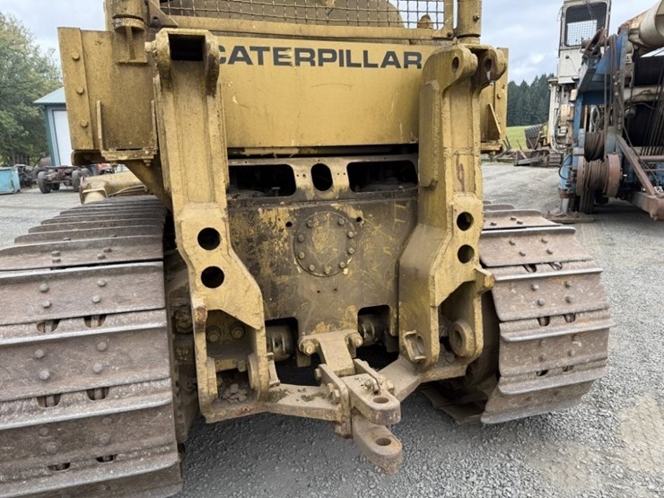 1967-caterpillar-d8h-image-17