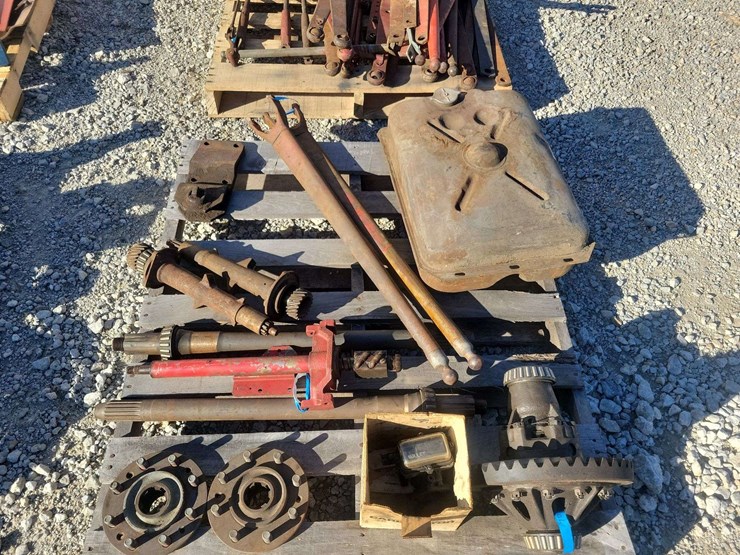 ford-tractor-image-1