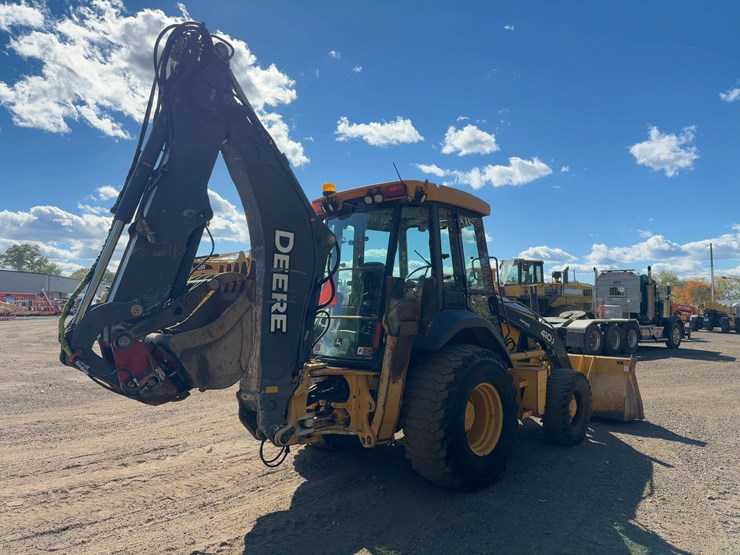 2011-deere-410j-image-5