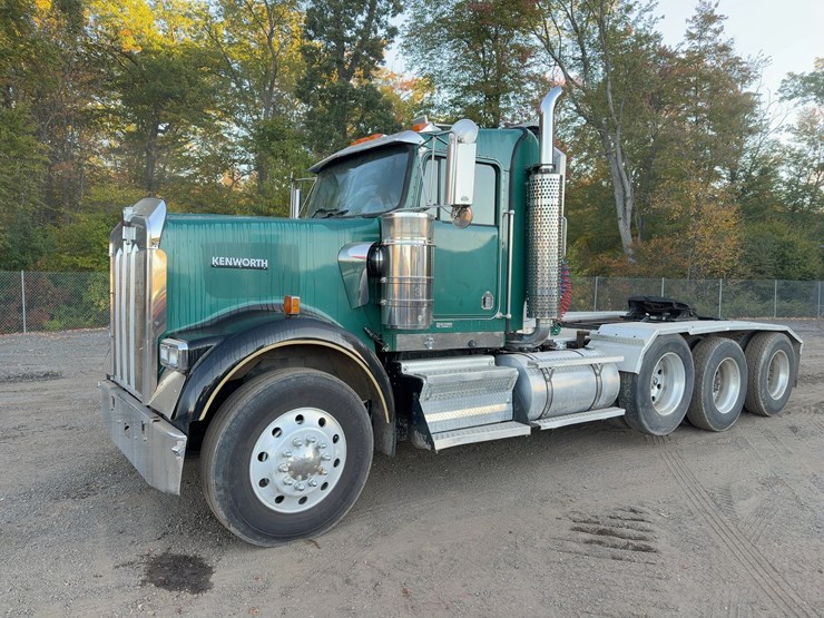2006-kenworth-w900-image-1