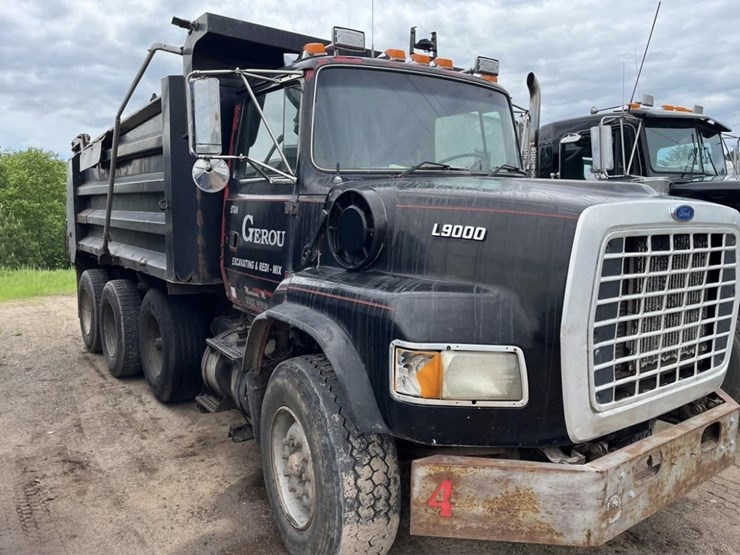 1996-ford-l9000-image-2