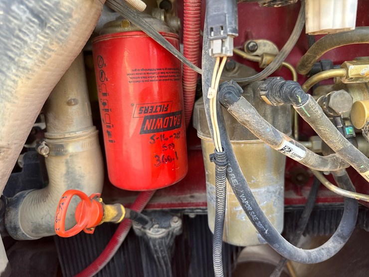 2019-jlg-8042-image-41