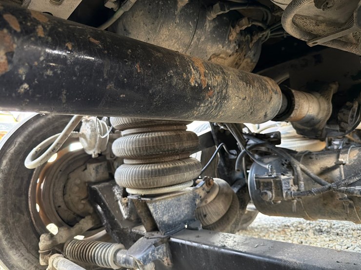 2016-kenworth-t880-image-62