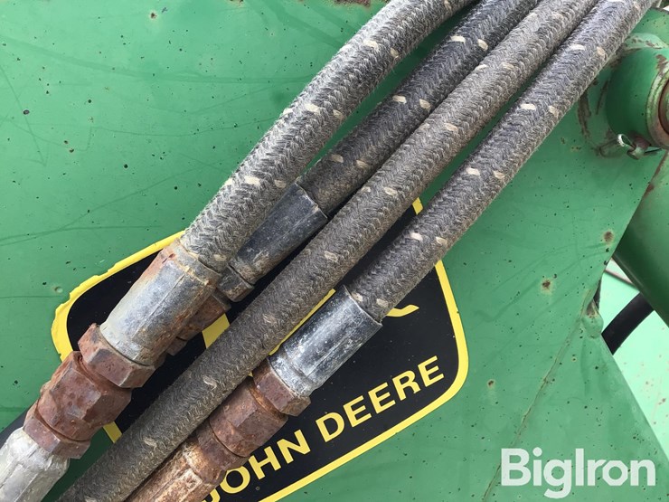 john-deere-720-image-18