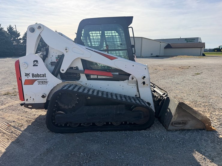 2019-bobcat-t650-image-7