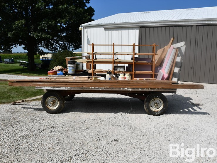 hayrack-w/-contents-image-8