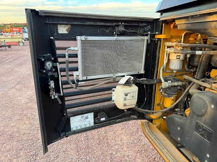 caterpillar-299d3-image-30