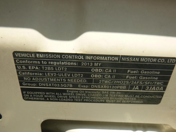 2013-nissan-pathfinder-image-12