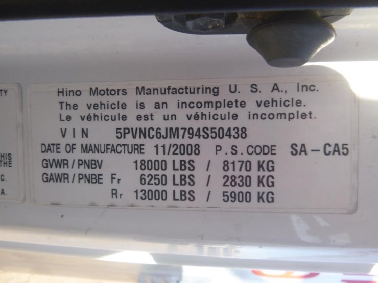 2009-hino-185-image-23