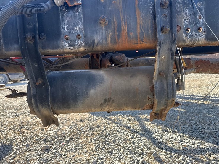 2004-caterpillar-3126-image-31