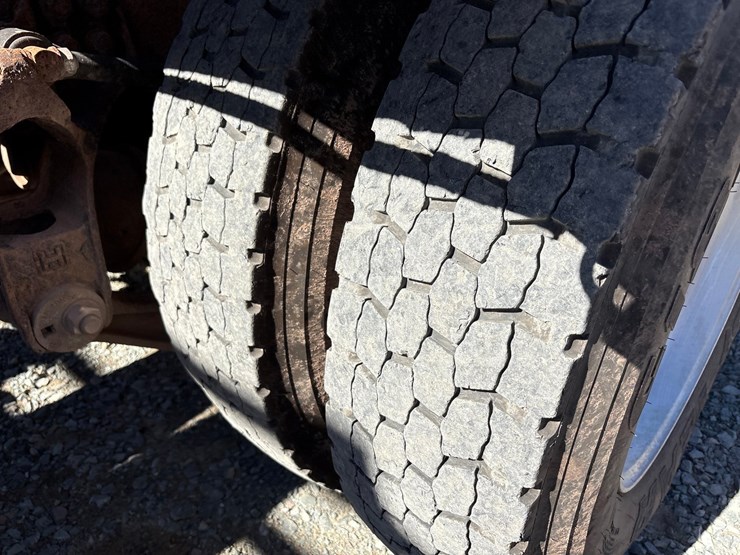 2009-kenworth-t800-image-119