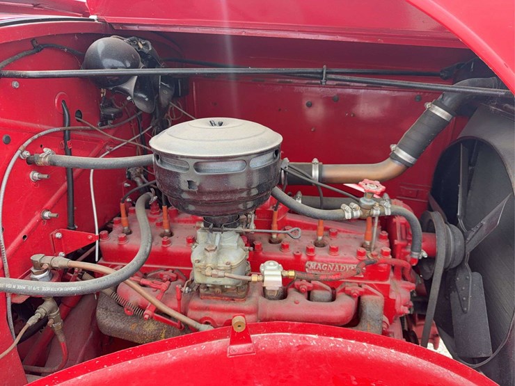 1951-mack-a30-image-37