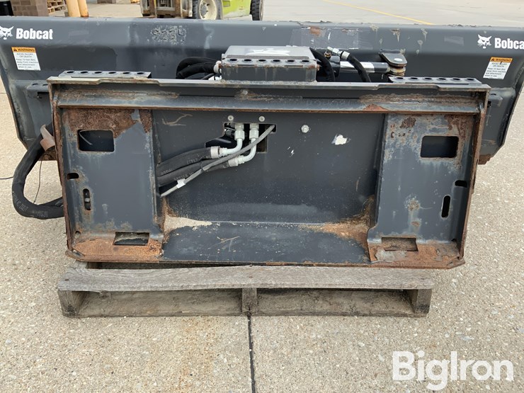 2019-bobcat-80-image-10