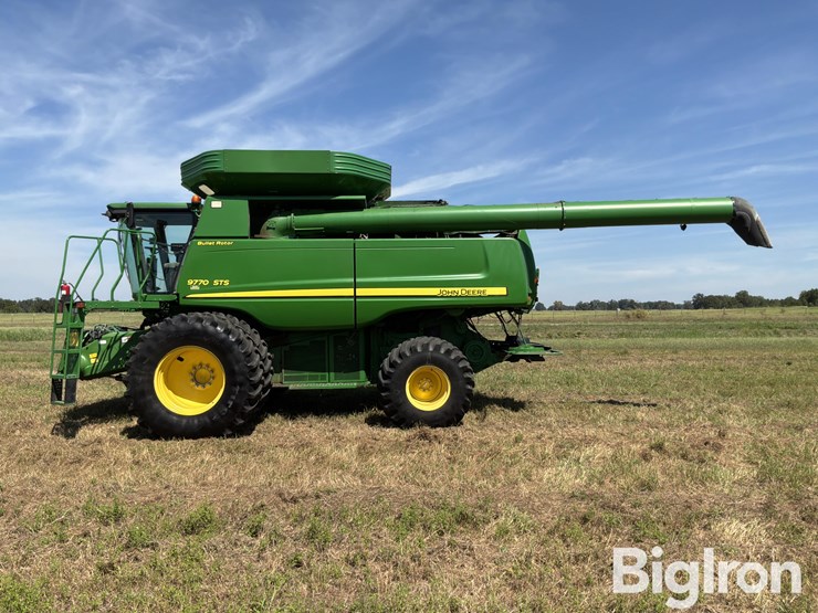 2011-john-deere-9770-sts-image-8