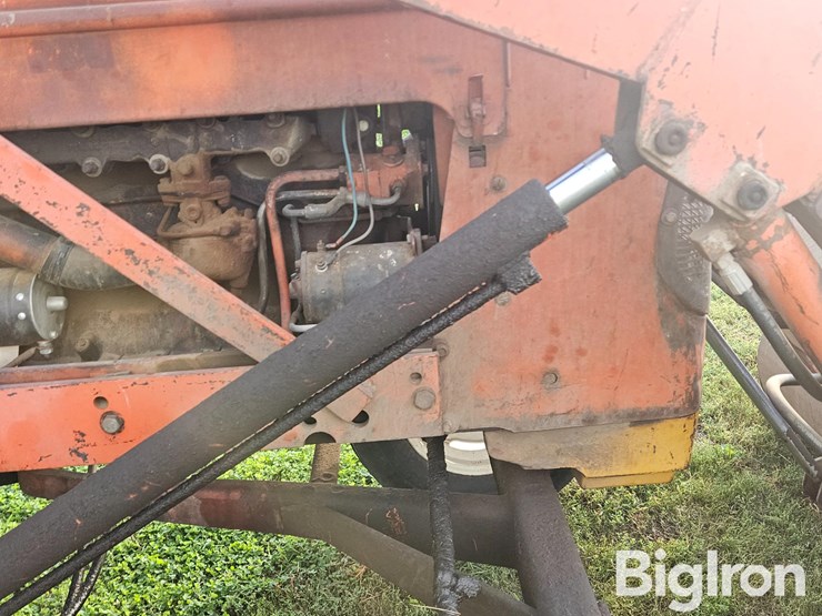 1962-allis-chalmers-d19-image-16