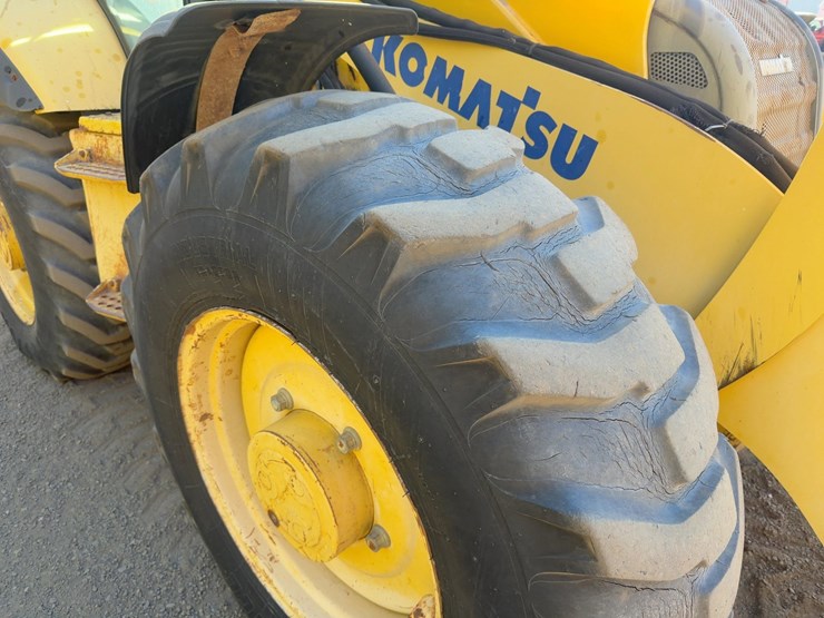 2005-komatsu-wb150aws-2-image-12