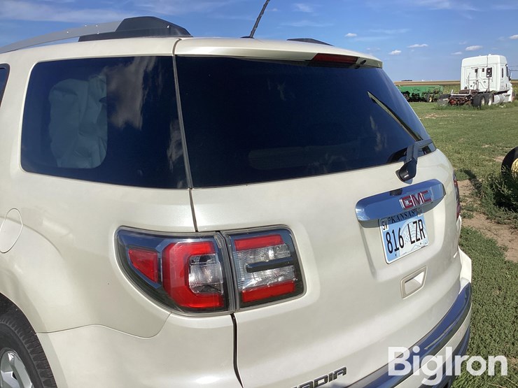 2013-gmc-acadia-image-20