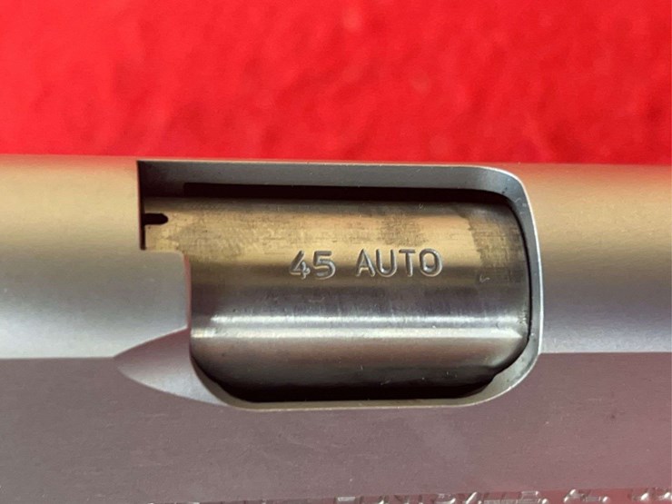 remington-model-1911-r1s-.45-acp-semiauto-pistol-image-14