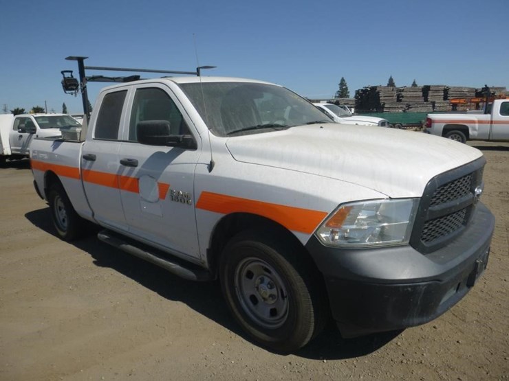 2016-dodge-1500-image-3