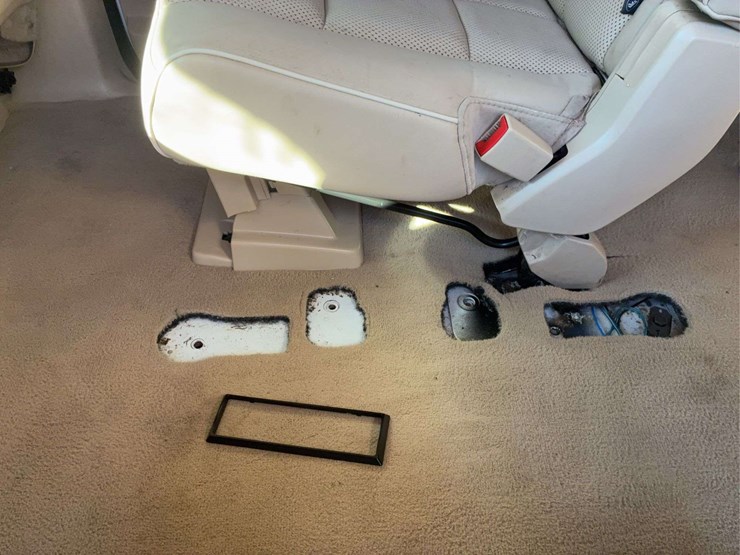 2008-lincoln-navigator-l-image-22