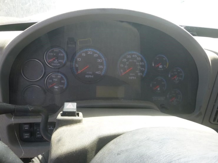 2013-international-durastar-4300-image-20