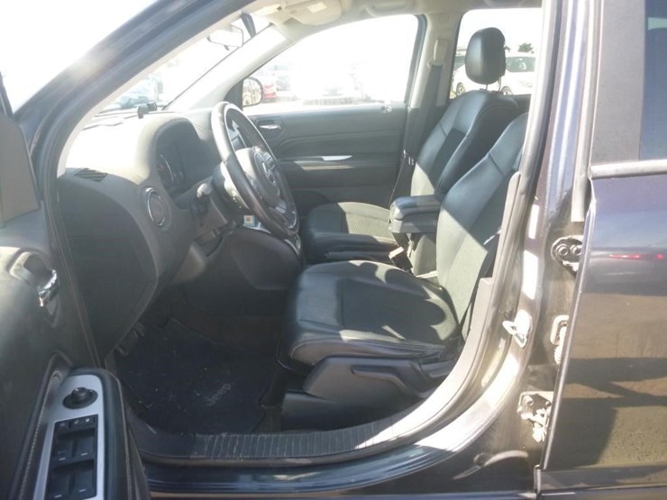 2014-jeep-compass-image-9