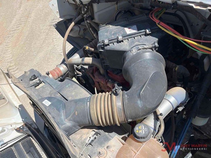 2015-ford-f750-image-10