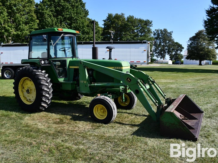 1977-john-deere-4230-image-3