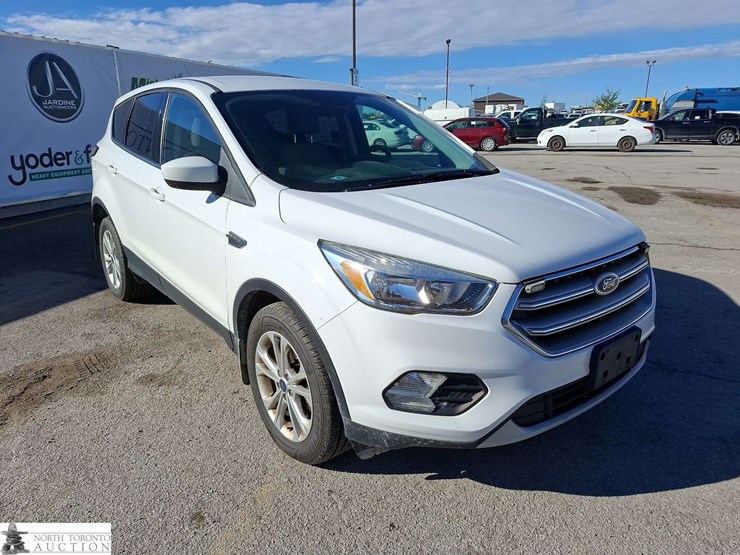 2017-ford-escape-image-3