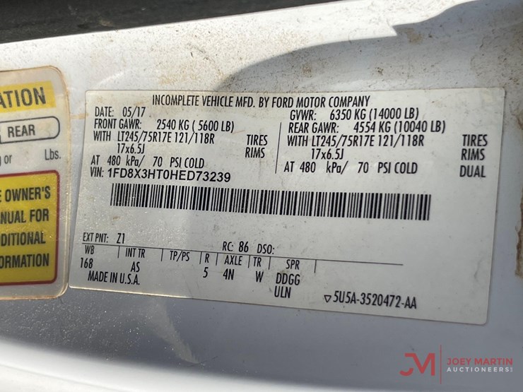 2017-ford-f350-xl-image-35