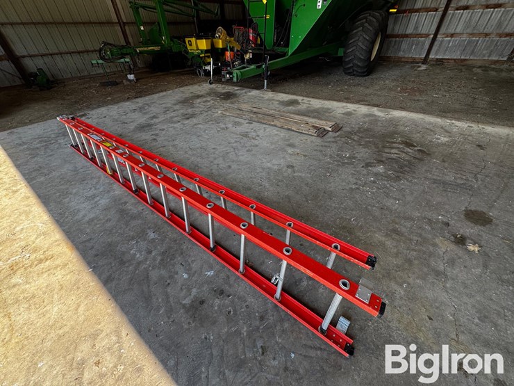 keller-5128-28’-ladder-image-1