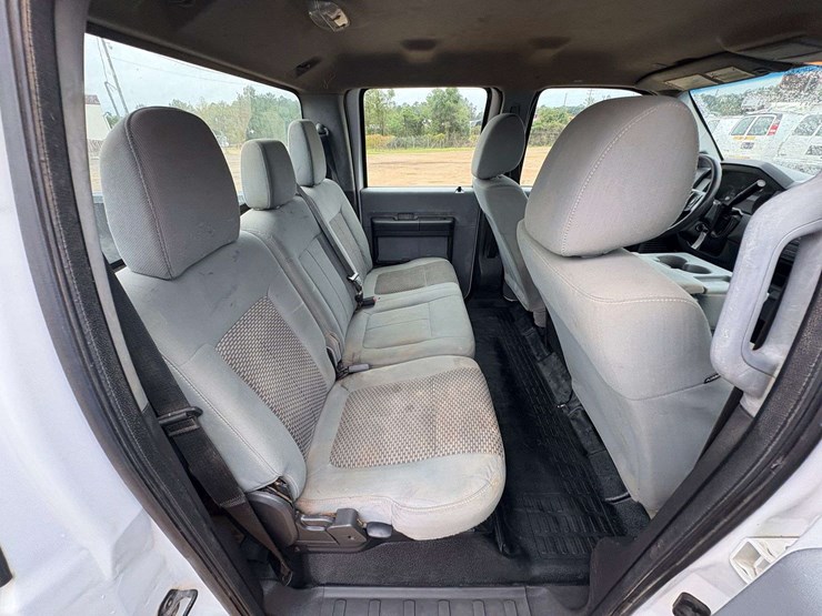 ford-f250-xlt-image-16